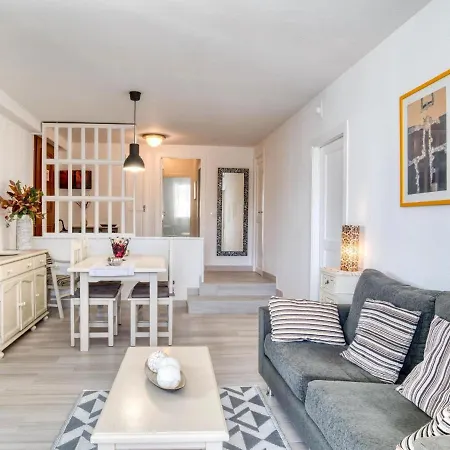 Voramar Ii Bloc 2 Baixos D דירה *